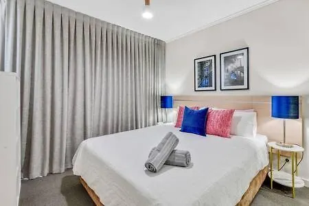 Charlotte Towers Brisbane & Resort Style Facilities 0*,  Australia
