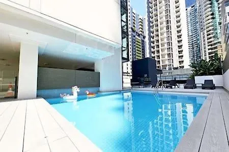Charlotte Towers Brisbane & Resort Style Facilities Apartment